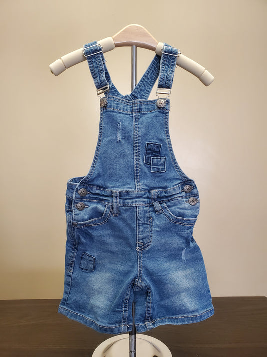 Silver brand denim shortalls. Size 6x. Good used condition.