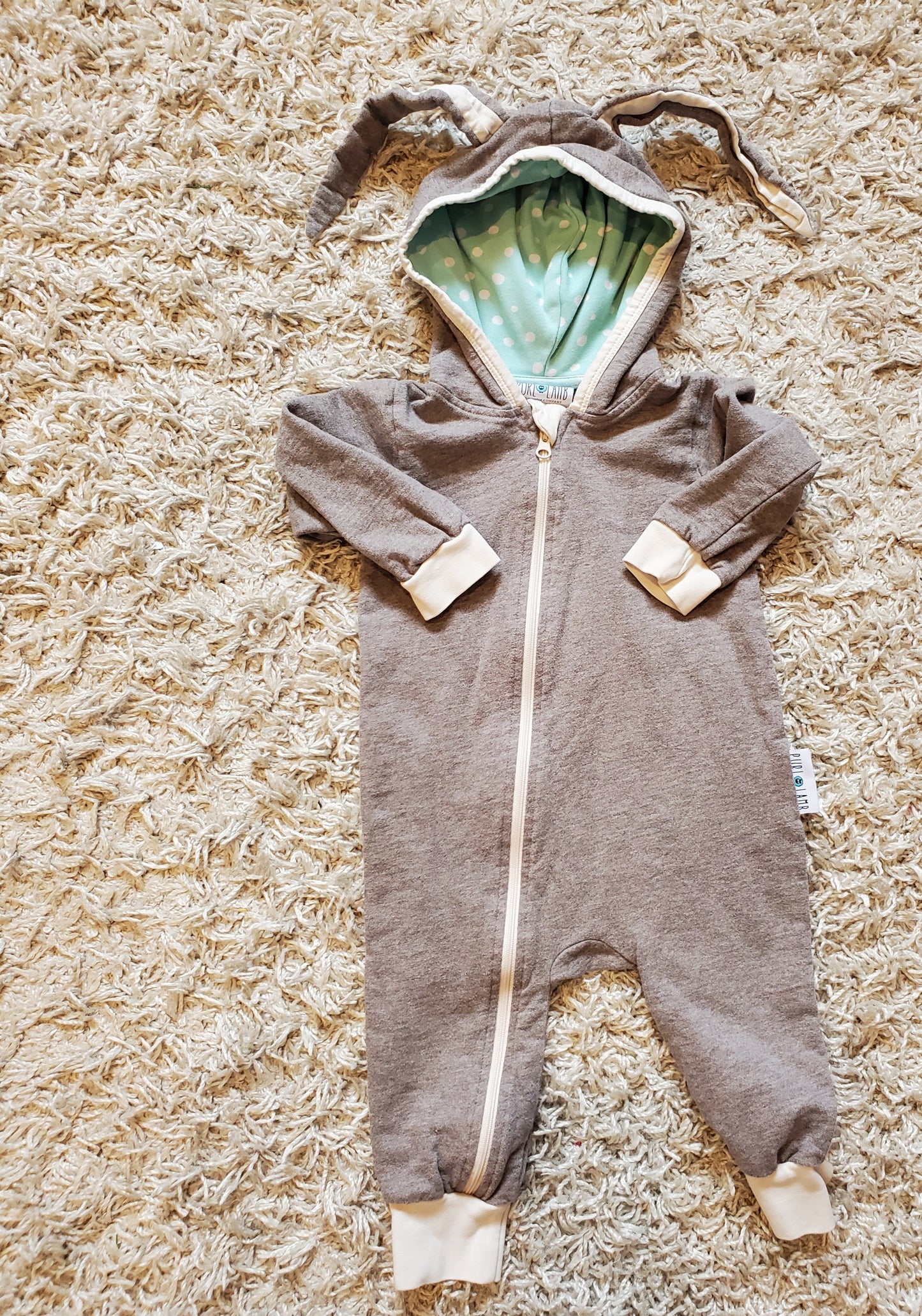 Purl Lamb bunny romper. Size 12-18 months. Excellent used condition.