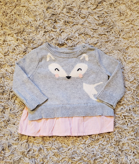 Baby Gap sweater. Size 3-6 months. Excellent used condition.