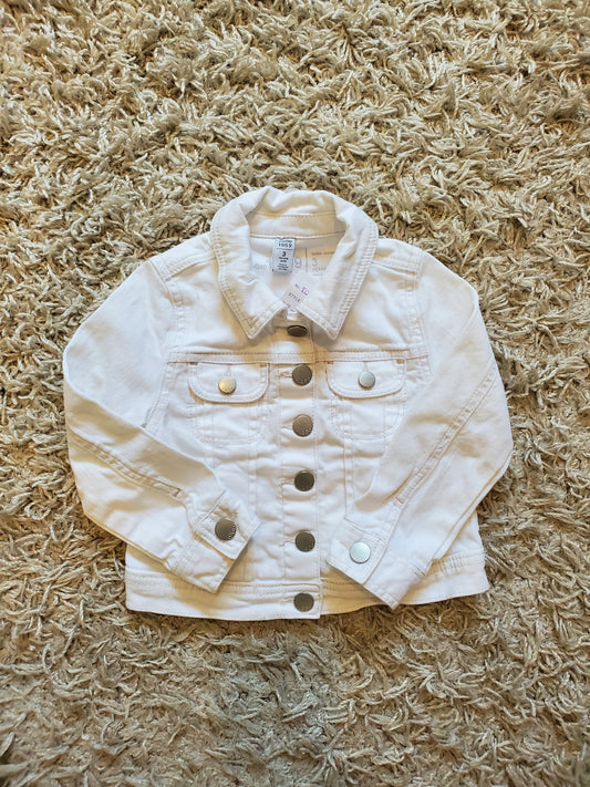 Baby Gap white denim jacket.  Size 3T. Excellent used condition.