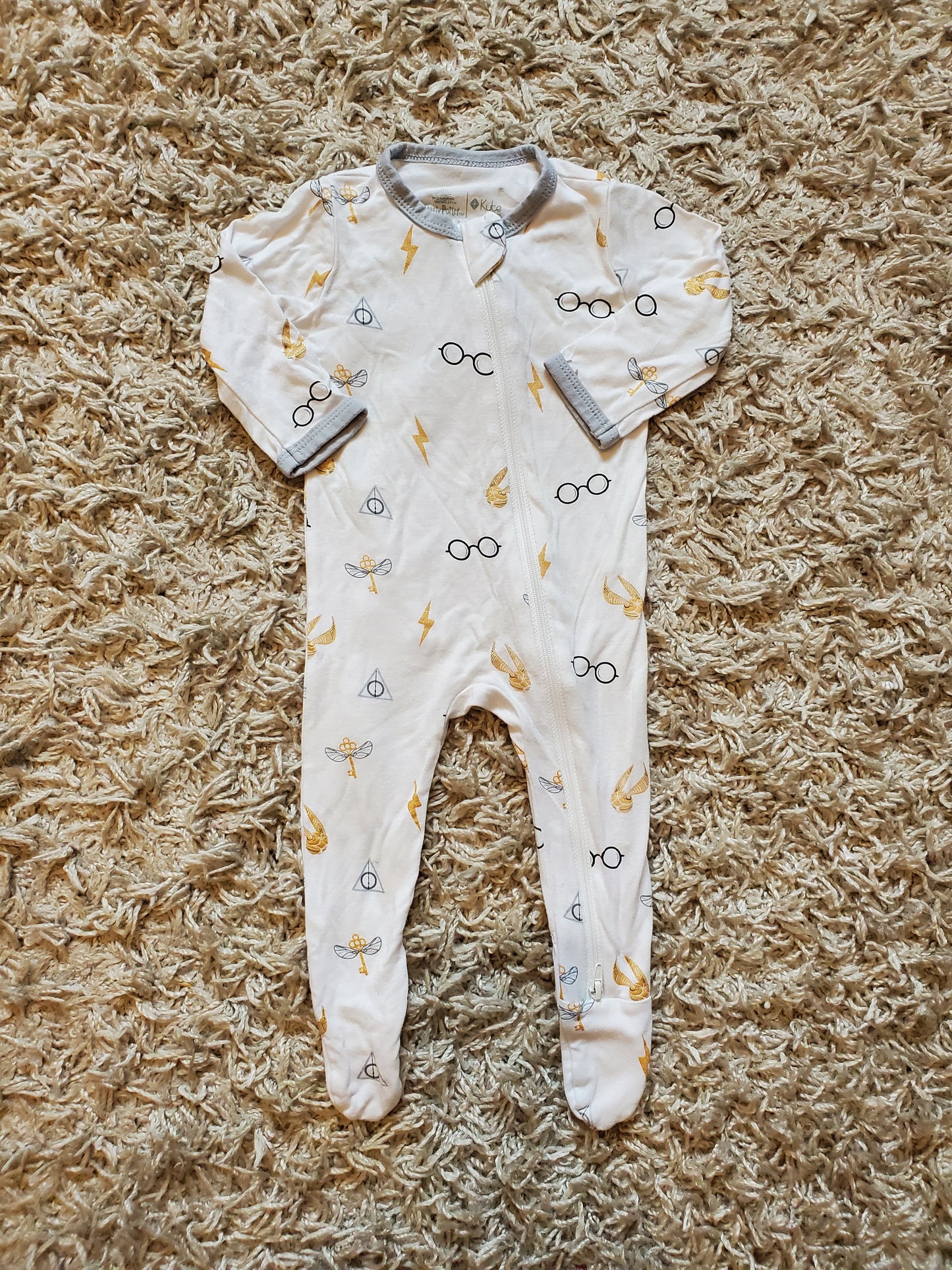 Kyte and Harry Potter collaboration sleeper. Size 3-6 months.