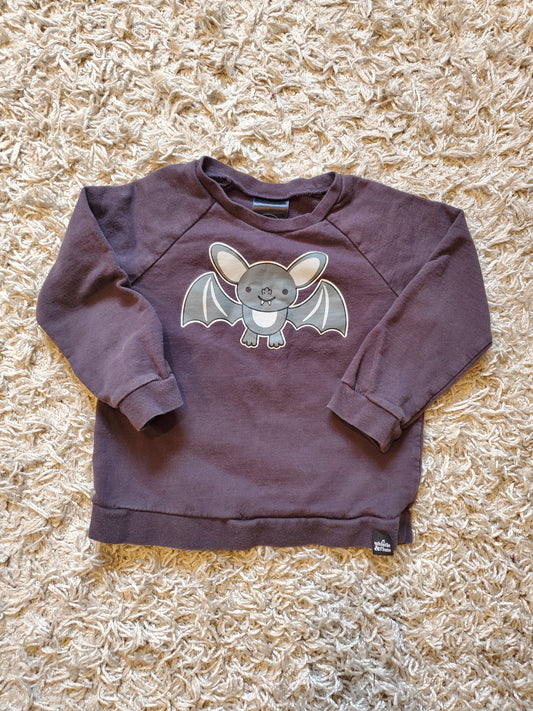Whistle and Flute sweatshirt. Size 3-4years.
